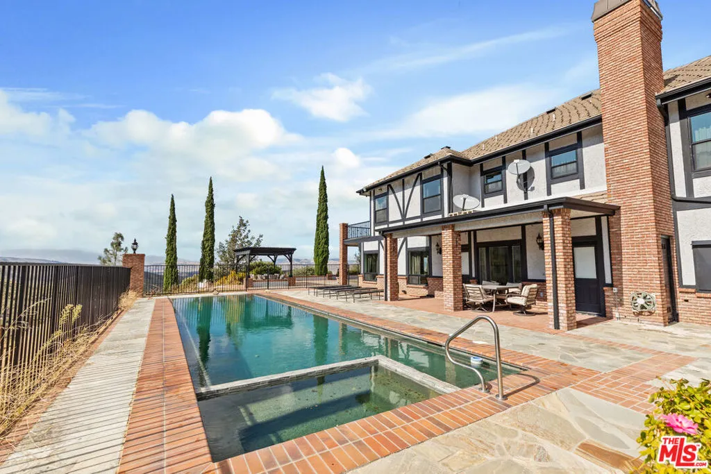 28765 Pine Canyon Road, Lake Hughes, California 93532 home-pic-27